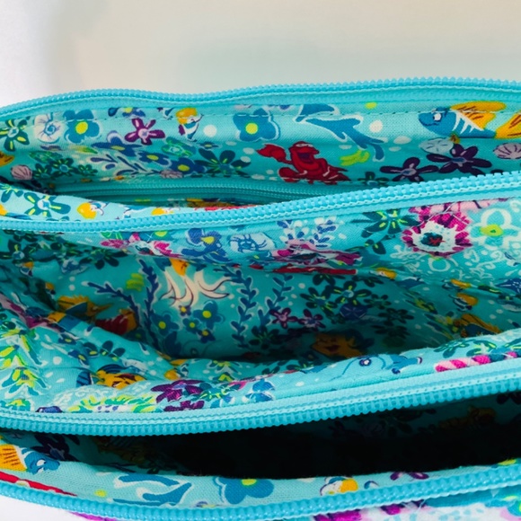 🌷Vera Bradley Ariel Floral Crossbody Bag Purse Little Mermaid Spring Break - Picture 5 of 6